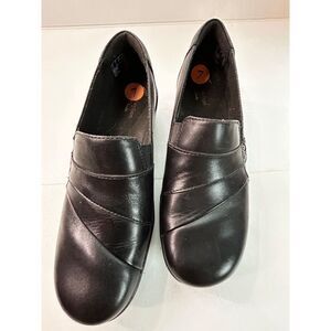 Clark's‎ ultimate comfort collection slide on shoes size 7